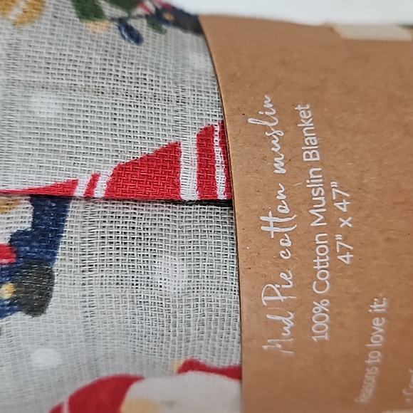 Mud Pie | NWT Baby Holiday Gnome Cotton Muslin Swaddle Blanket Rattle Set - Picture 4 of 6